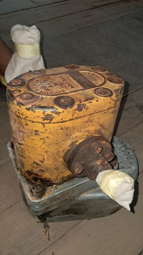 Pompa moltiplicatore giri - e,